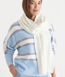 Sussan Knit Accessories|Scarves>Cable Knit Scarf