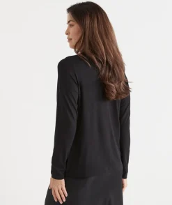 Sussan Tops|T-Shirts><noscript><img width=