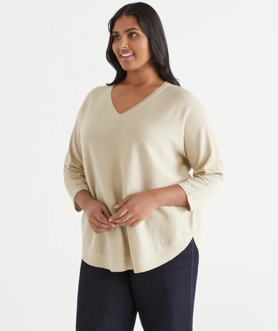 Sussan Knitwear|Tops>Curved Hem V Neck Jumper