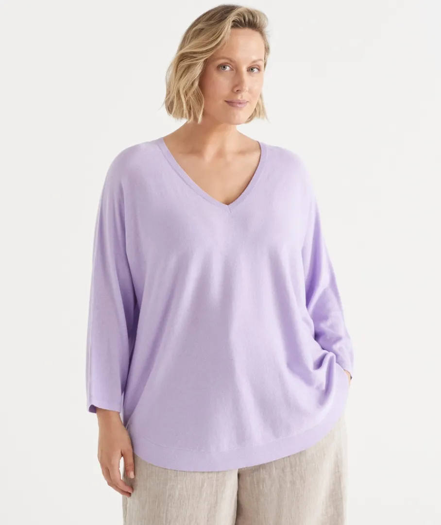 Sussan Knitwear|Tops>Curved Hem V Neck Jumper
