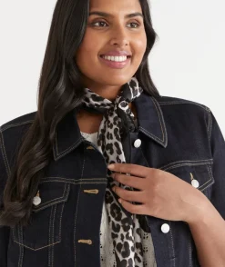 Sussan Knit Accessories|Scarves><noscript><img width=