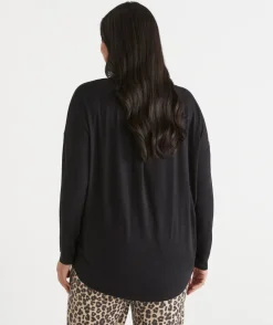 Sussan Tops|T-Shirts><noscript><img width=