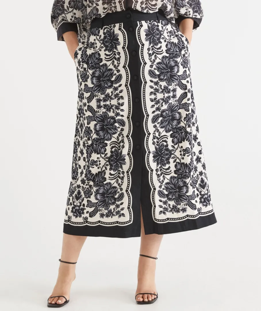 Sussan Matching Sets|Skirts>Noir Bloom Button Midi Skirt