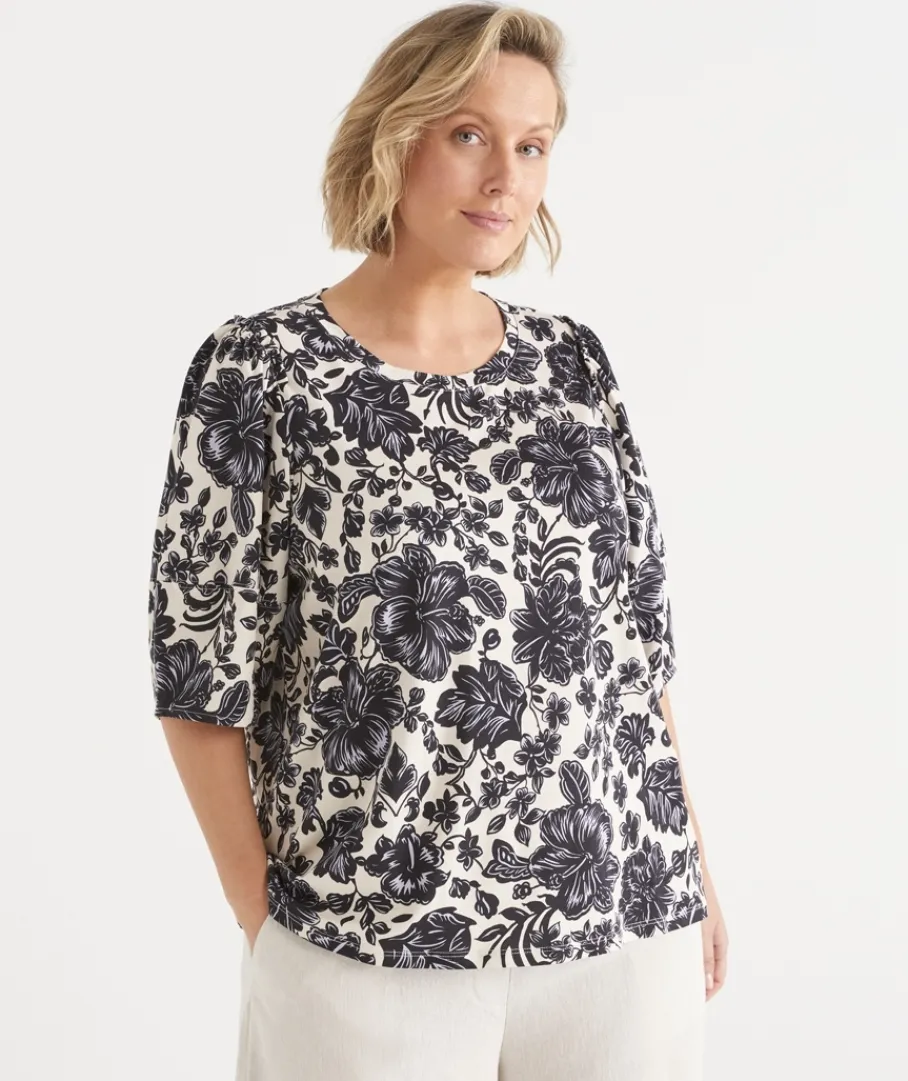 Sussan Tops|Matching Sets>Noir Bloom Short Sleeve Top