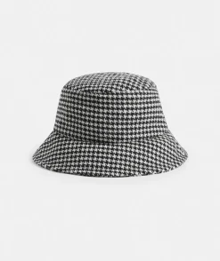 Sussan Hats><noscript><img width=