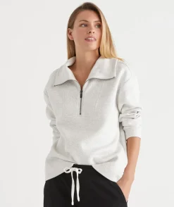 Sussan Tops|Loungewear><noscript><img width=
