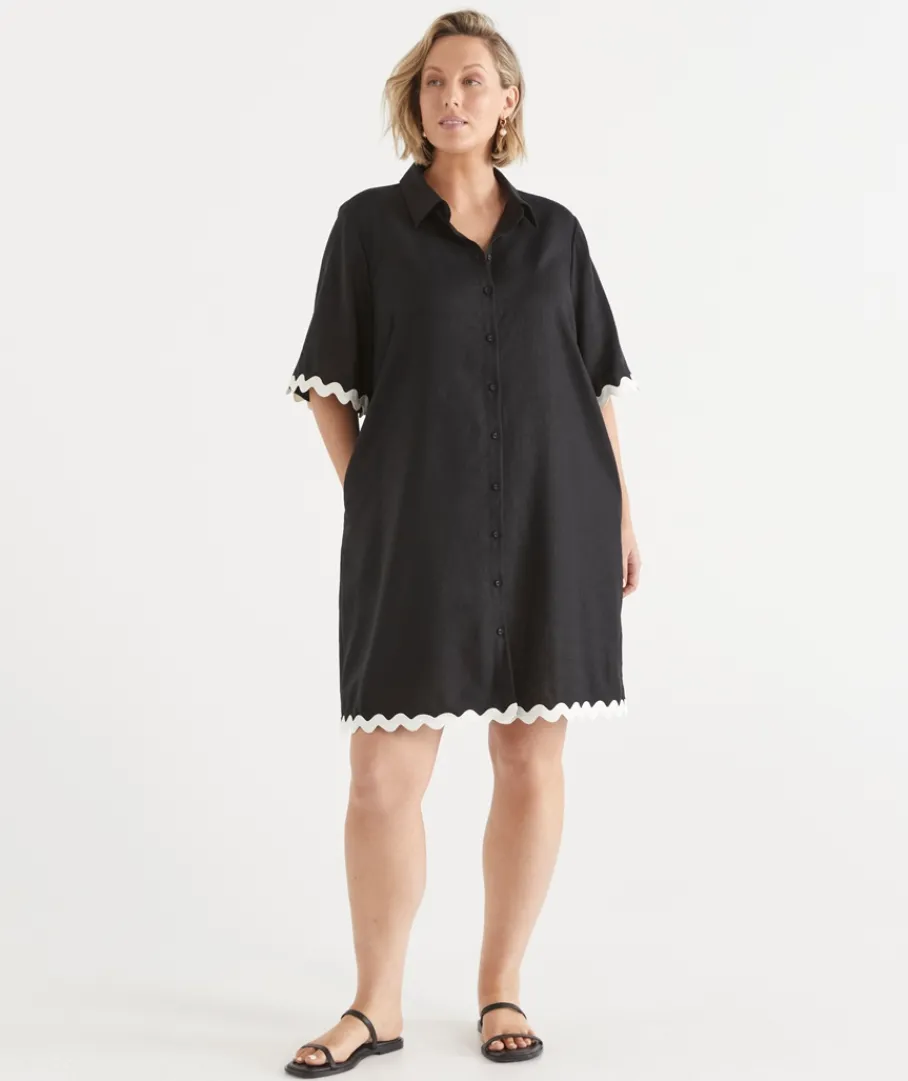 Sussan Dresses>Ric Rac Short Sleeve Shirt Dress