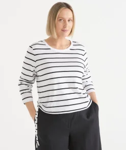 Sussan Tops|T-Shirts><noscript><img width=